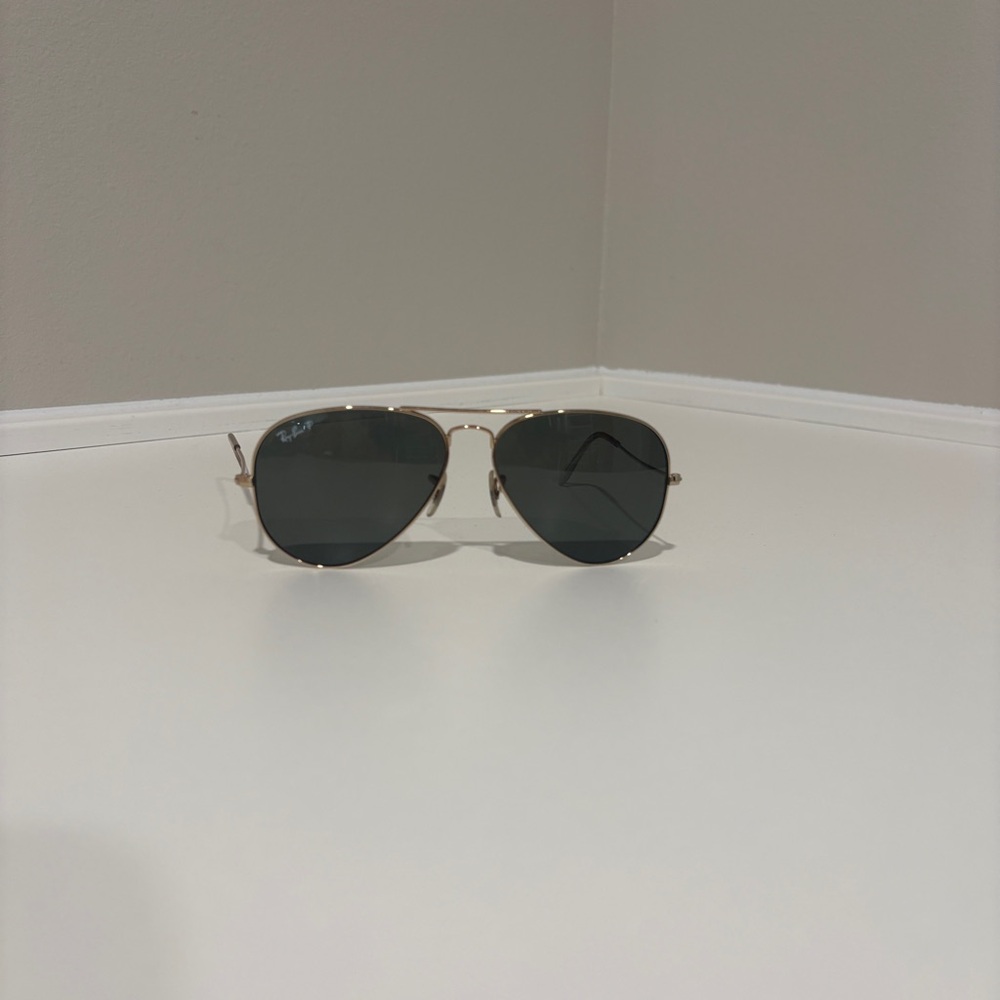 Ray-Ban Gold Frame Aviator Sunglasses